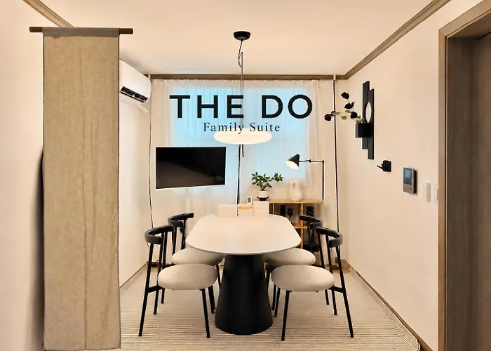 The Do Family Suite