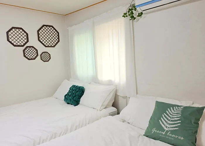 3Room, 4-Bed ,2Toilet, Airport Pickup Service Paid