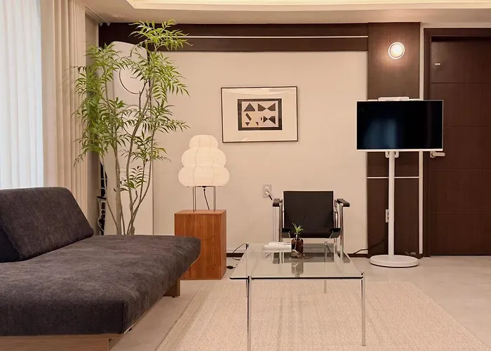 Gangnam, Nonhyeon Station Mono Stay, Ev