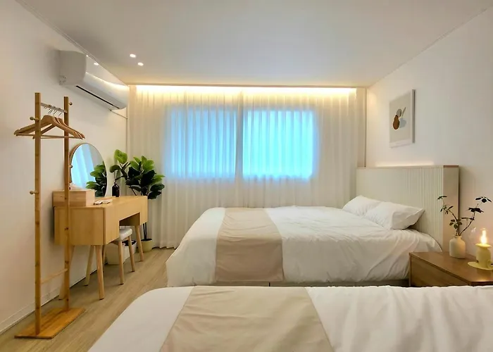 윤스테이 Yoon Stay, 3Min To Shinsa Station