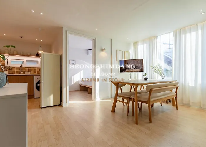 #10-Minute Walk From Seongsu #New Seongsu Accommodation #3 Bedrooms #4 Beds #Sleeps Up To 8