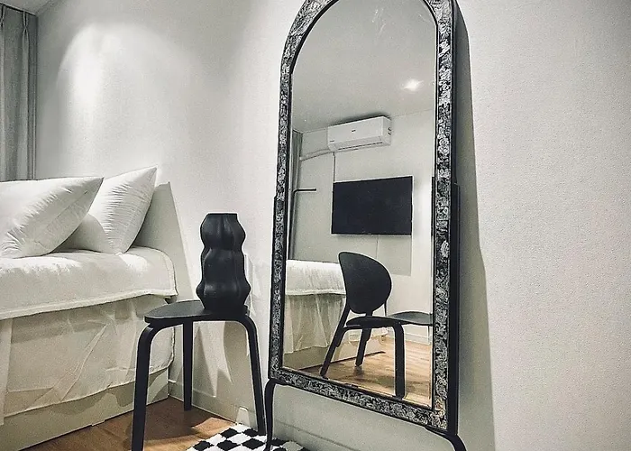 Gyeol - 3Min To Hongdae, New Renovated, Free Parking