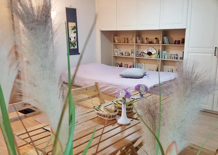 Your Beautiful Nest In Seoul Hongdae, Cosy & Memorable
