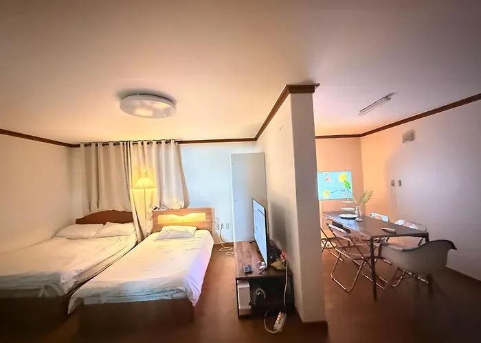 Seoul Adams Home Residence Cinema Room