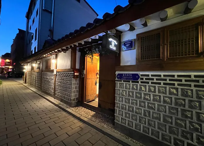Jongno Hanokgung Guesthouse