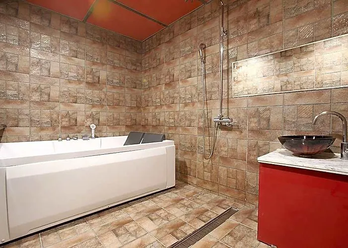 Suyu Solid Hotel