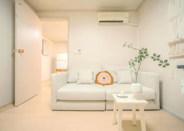 5 Minutes From Hanti Station Seolleung Station Daichi Institute Coex Lotte World Sevrance Gangnam
