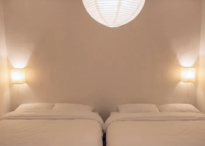 Entire House, Seoul Travel Via Green Line, Airport Bus, 6 Pax