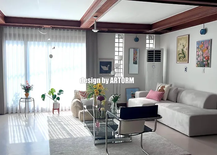 Luxury Hostel Pb