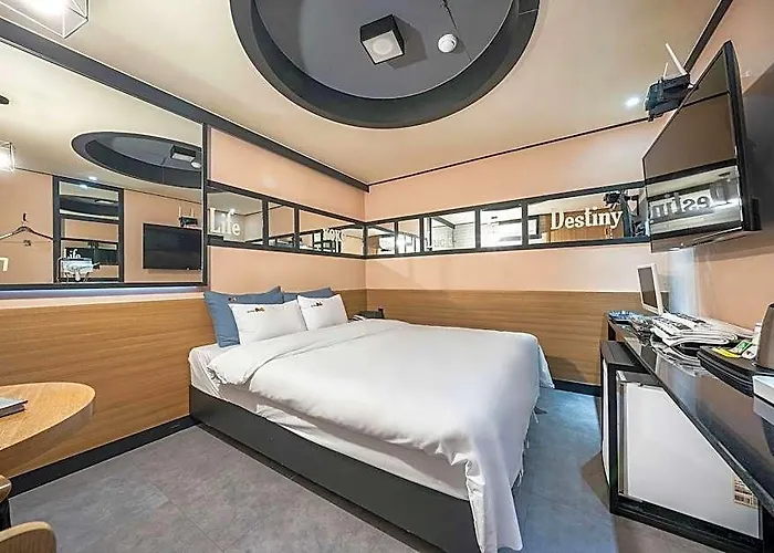 Sangbong Hotel Bus