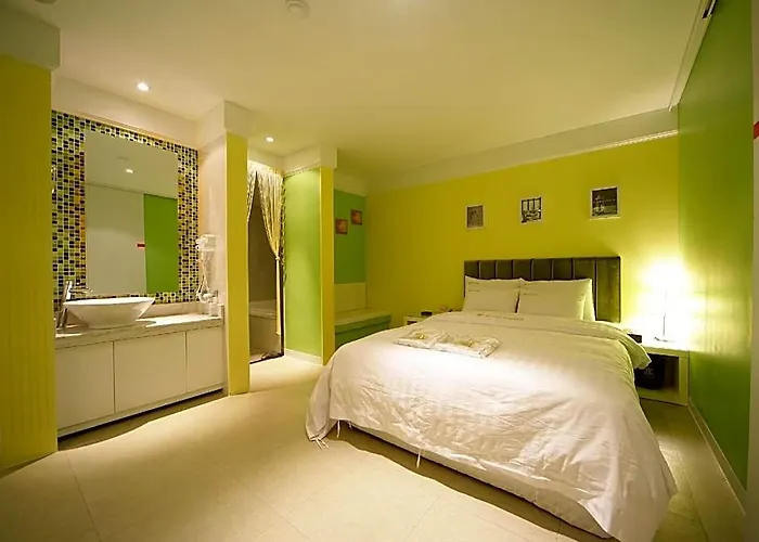 Shinchon La Nuit Hotel