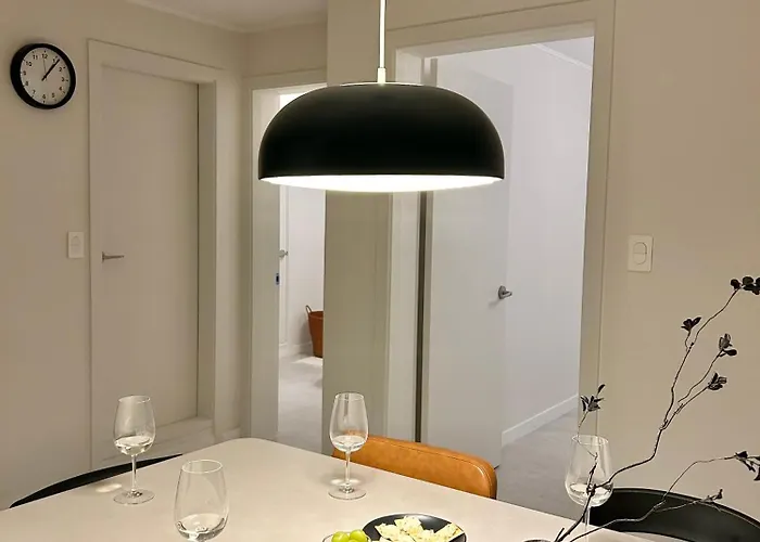 'Gwanak Stay' - Line 2 Direct Gangnam, Hongdae, Seongsu - Max 6, Entire House