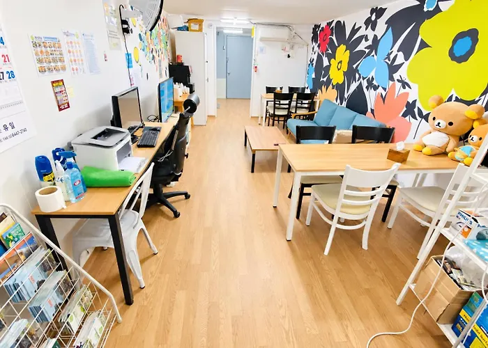 Aroha Guesthouse Seoul Station