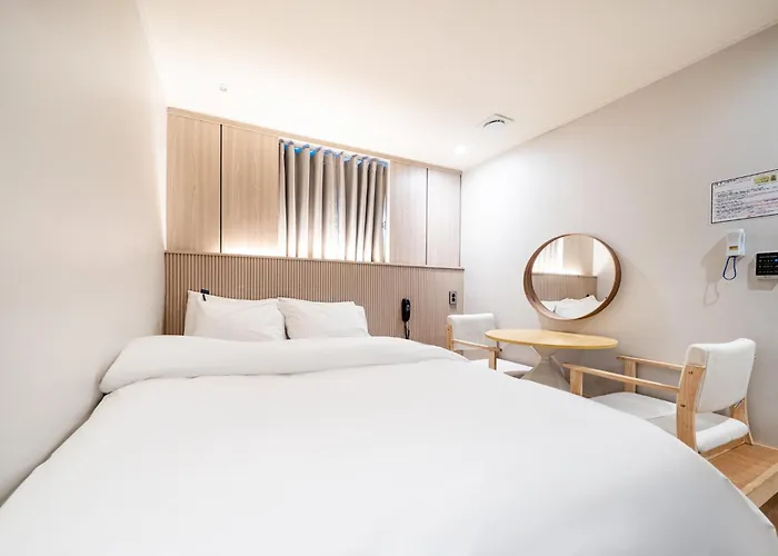 Just Stay Hotel