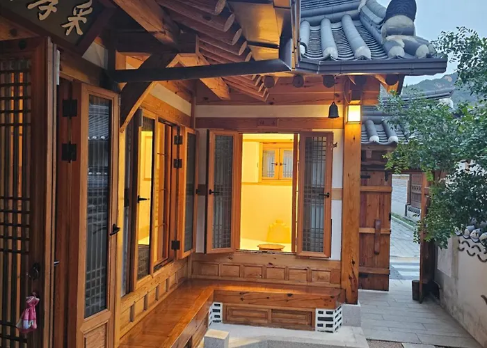 Chaehyodang Hanok Stay