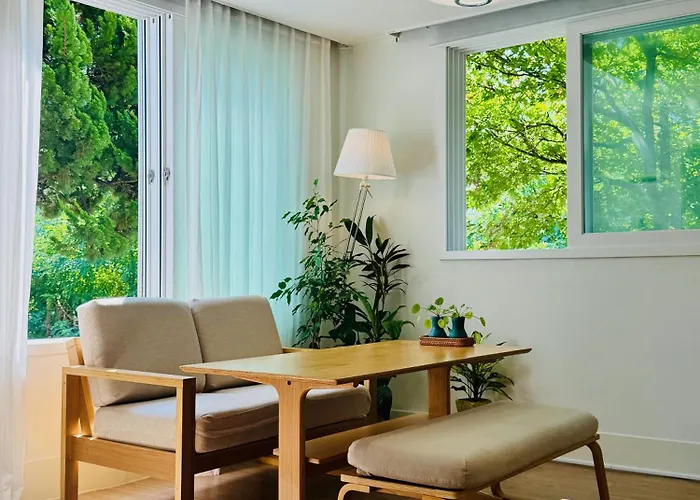 Hongdae Homes - 5Min To Subway & Han River