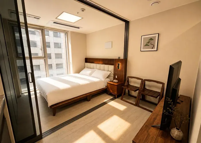 Yeouido Signity Living 311