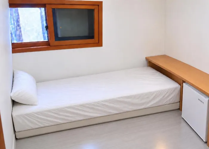 51Near Gimpo Airport, 15 Minutes To Hongdae, 5-Minute Walk To The Subway, Guesthouse, Shared Bathroom, Solo Travel