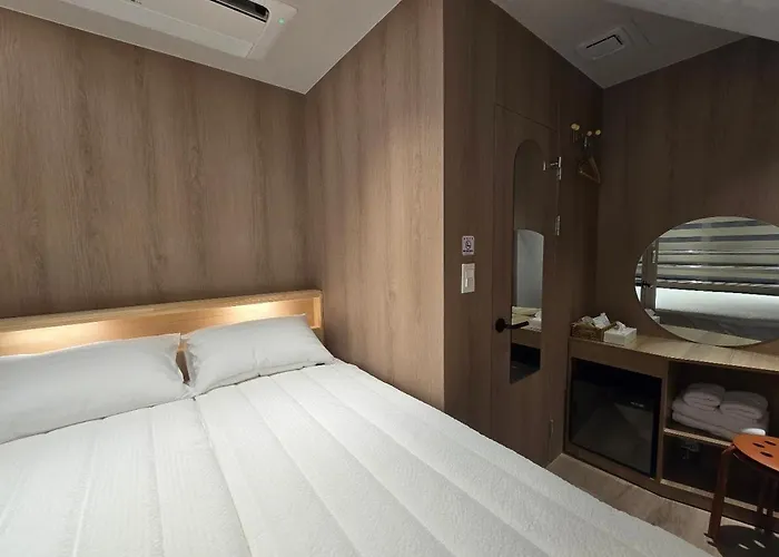 Urbannest Inn Cheonggye