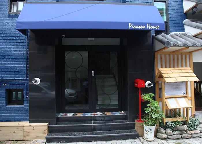 Picasso House