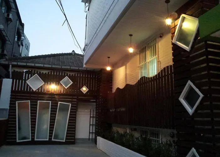 Family & Friends House