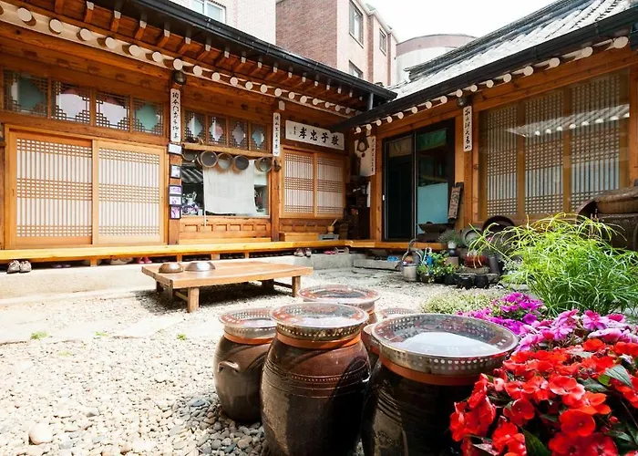 Hanok Eugene's House Dongdaemun
ユジンハウス(ソウルハノクゲストハウス)