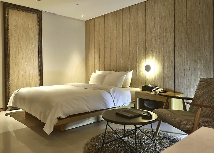 Imt Hotel