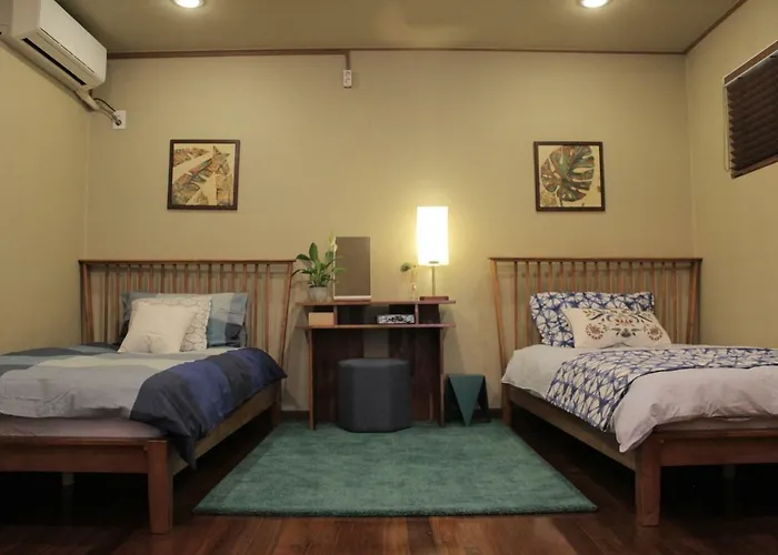Female Only Slow Tree House Hongdae